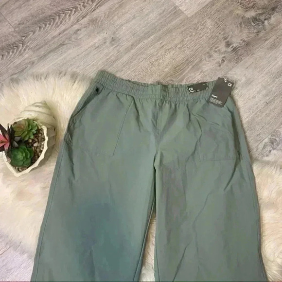 NWT Gap Fit Olive Green Wide Leg Elastic Waist Commuter Pants Vintage Palm L - Picture 4 of 10